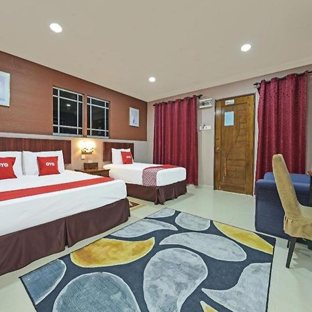 Oyo 90642 Twin Mutiara Chalet & Homestay Jeli Buitenkant foto