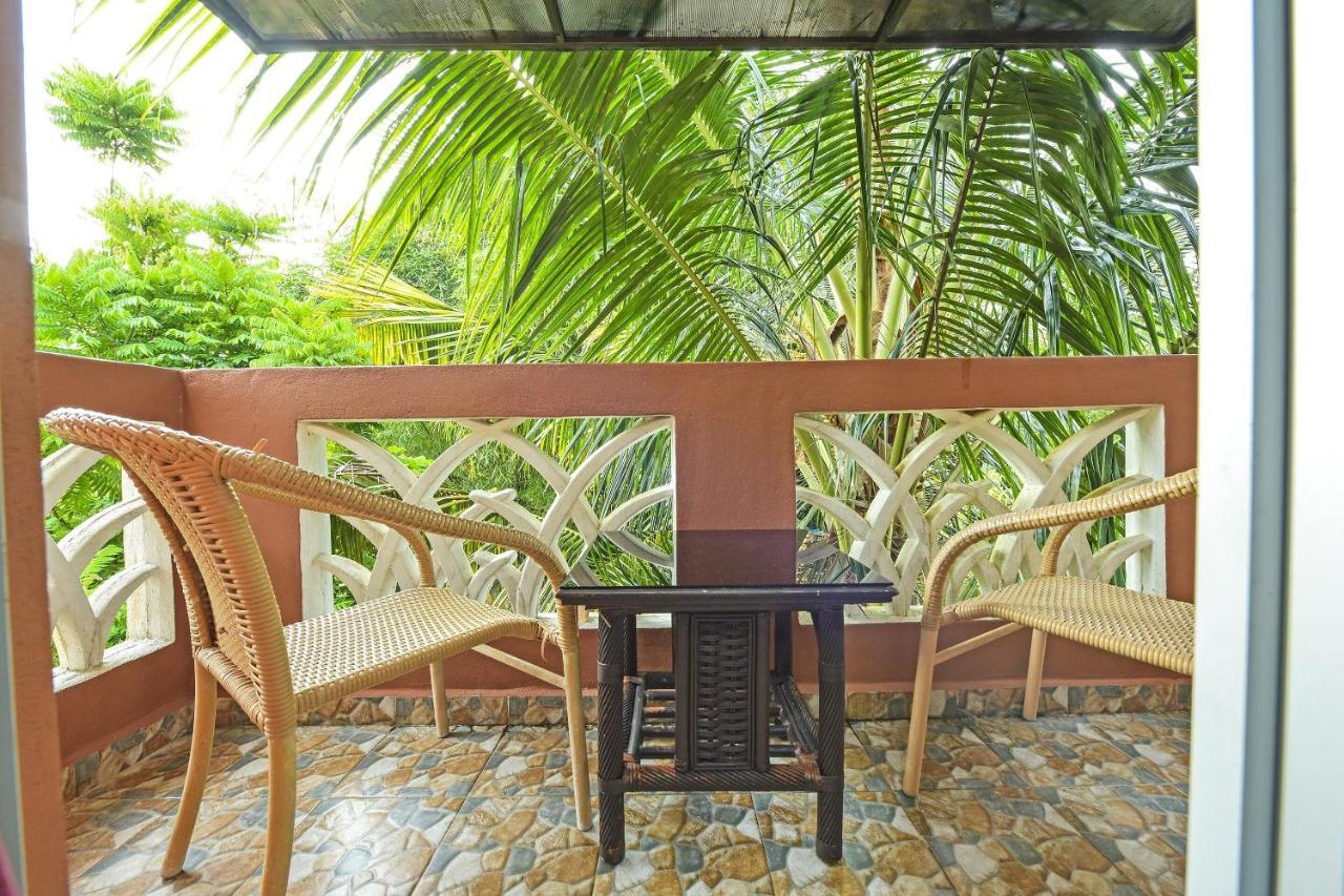Oyo 90642 Twin Mutiara Chalet & Homestay Jeli Buitenkant foto