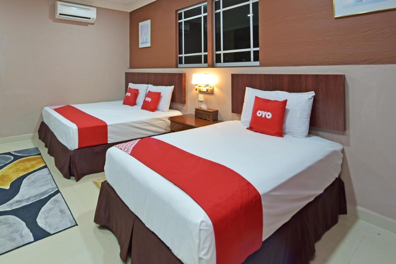 Oyo 90642 Twin Mutiara Chalet & Homestay Jeli Buitenkant foto